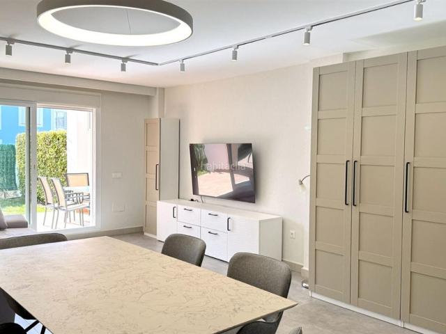 Piso en venta en Estepona, Paraiso Barronal. Pisos.