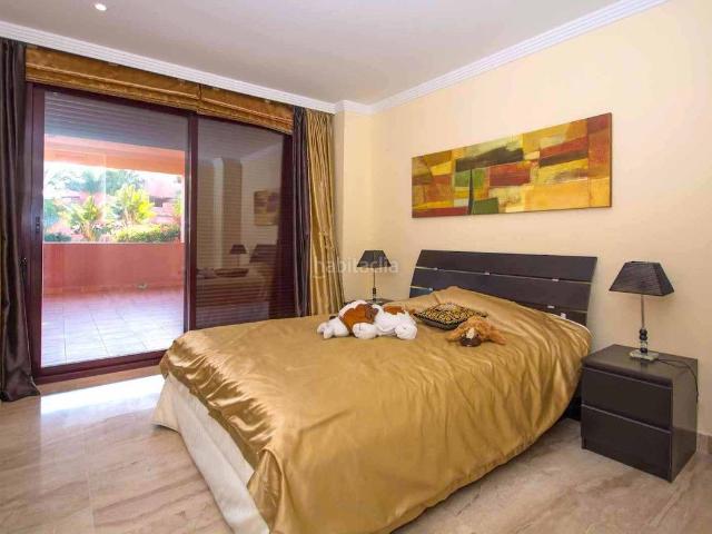 Piso en venta en Estepona, Paraiso Barronal. Pisos.