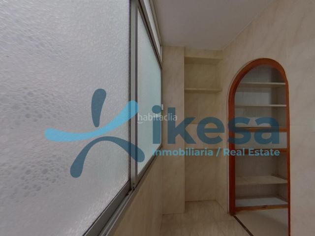 Piso en venta en Estepona, Sierra de Estepona Avda. de Andalucía. Venta de Vivienda en Estepona, Málaga. Activo Inmobiliario Sin Posesión. No se puede Visitar. Pisos.