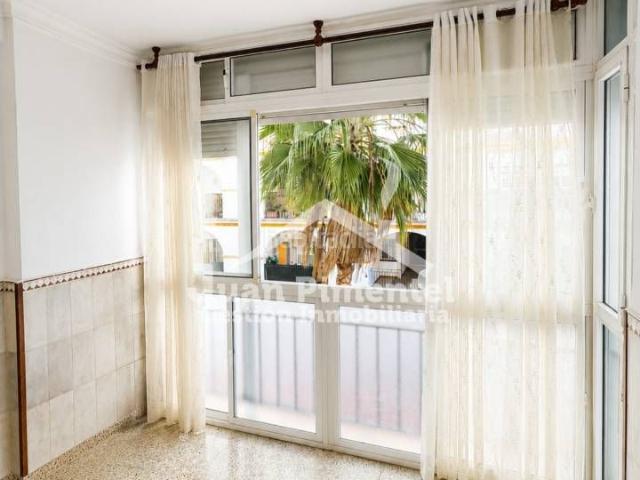 Piso en venta en Estepona, Sierra de Estepona Avda. de Andalucía. Piso en Av. Mar y Sierra, Estepona. Pisos.