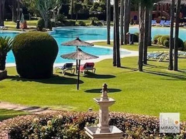 Piso en Venta en Estepona