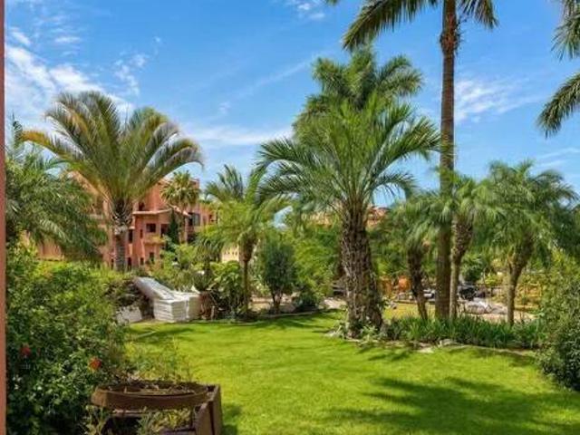 Piso en Venta en Estepona