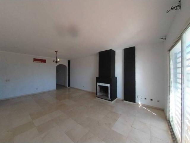 Piso en Venta en Estepona