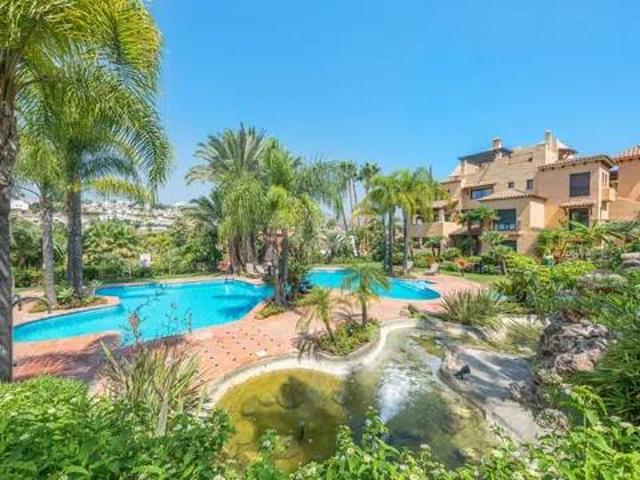 Piso en Venta en Estepona