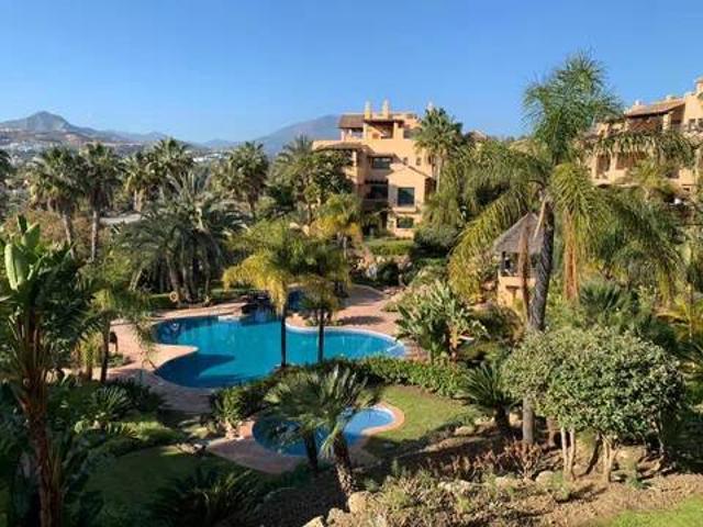 Piso en Venta en Estepona
