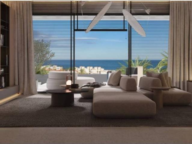 Piso en Venta en Estepona