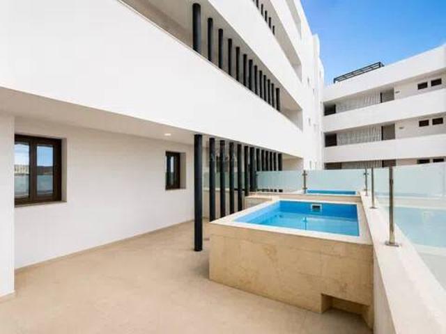 Piso en Venta en Estepona