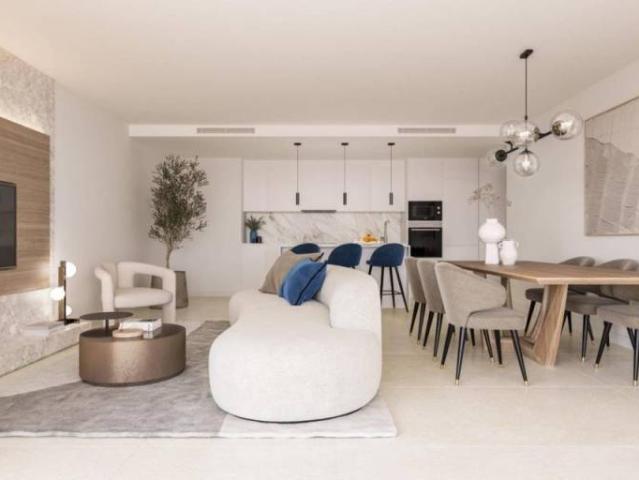 Piso en Venta en Estepona