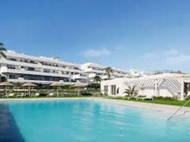 Piso en Venta en Estepona