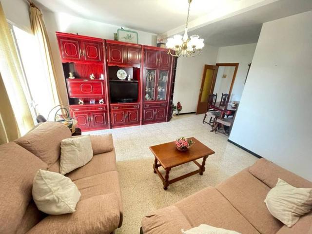 Piso en Venta en Estepona
