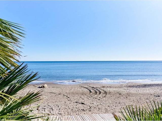 Piso en Venta en Estepona