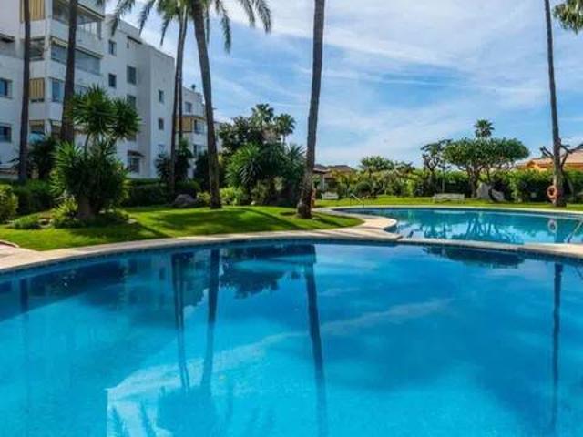 Piso en Venta en Estepona