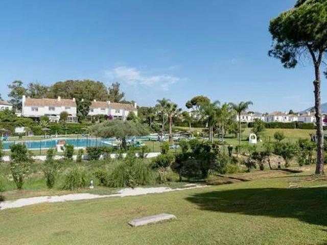 Piso en Venta en Estepona