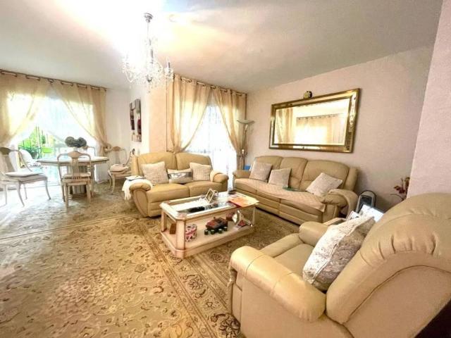 Piso en Venta en Estepona