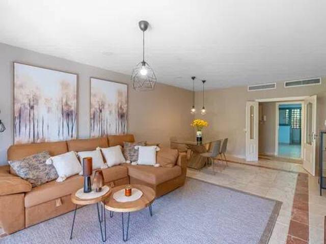 Piso en Venta en Estepona