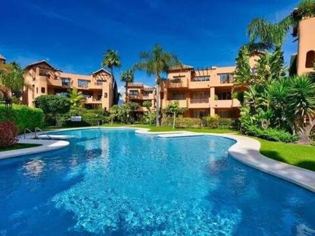 Piso en Venta en Estepona