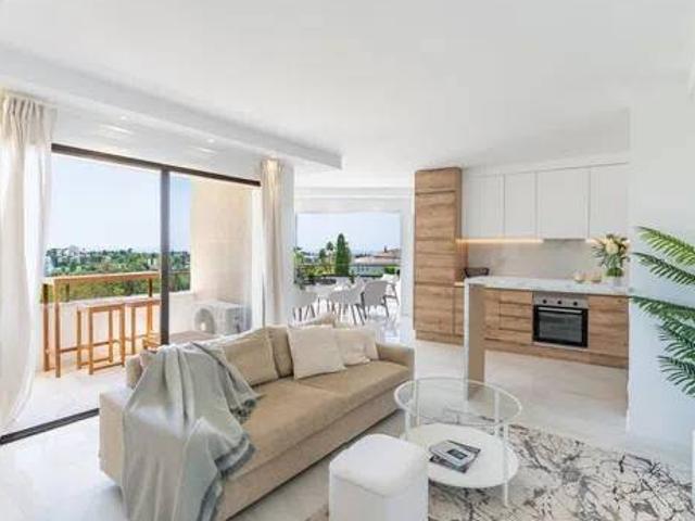 Piso en Venta en Estepona