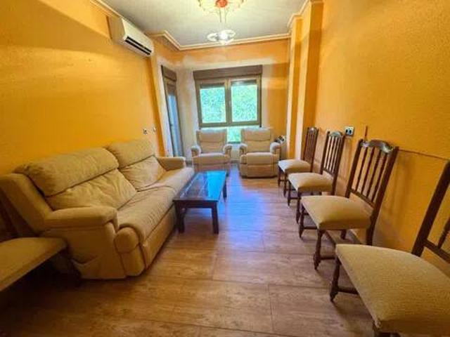 Piso en Venta en Fuentealbilla