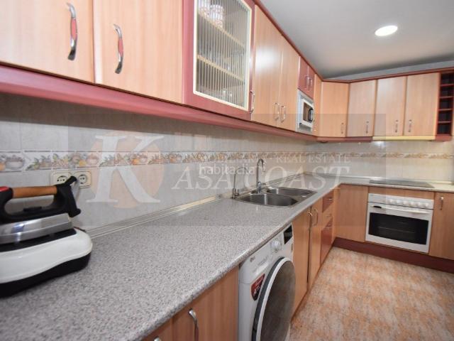 Piso en venta en Fuengirola, Centro ciudad. Piso en venta en zona Las Viñas, Fuengirola Con trastero. Pisos.