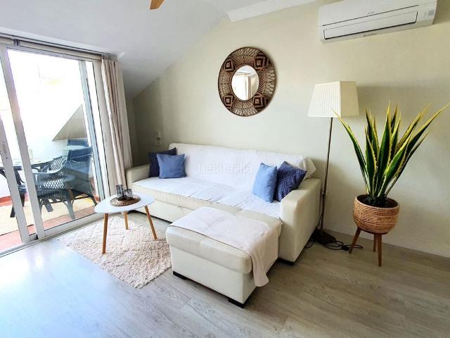 Piso en venta en Fuengirola, Centro ciudad. Precioso apartamento en la última planta. Pisos.