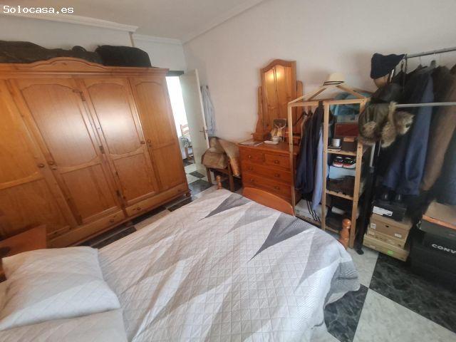 Piso en venta en Fuengirola de tres dormitorios a 250 metros de la playa
