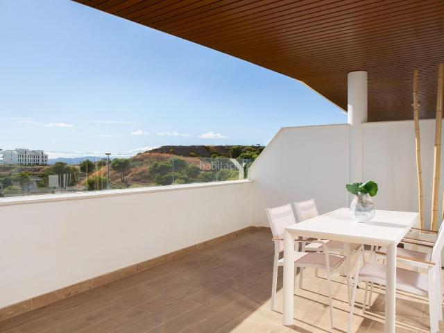 Piso en venta en Fuengirola, El Higuerón. Espectacular apartamento con vistas al mar en el Higuerón Llave en mano. Pisos.