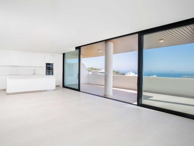 Piso en venta en Fuengirola, El Higuerón. Piso en venta en Fuengirola, 3 dormitorios. Pisos.