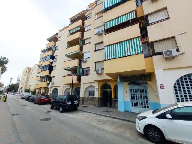 Piso en venta en Fuengirola, Los Boliches. Pisos.