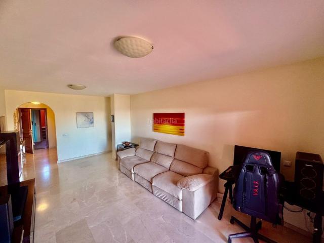 Piso en venta en Fuengirola, Los Pacos. Piso 2 Dormitorios con garaje y piscina en los pacos. Pisos.