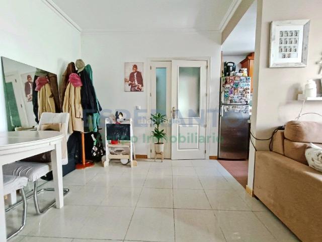 Piso en venta en Fuengirola, Los Pacos. PISO CON TERRAZA Y GARAJE. LOS PACOS. FUENGIROLA. Pisos.