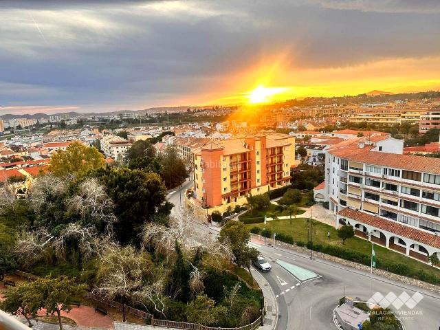 Piso en venta en Fuengirola, Los Pacos. Piso de 2 habitaciones con vistas al mar en Los Pacos, Fuengirola. Pisos.