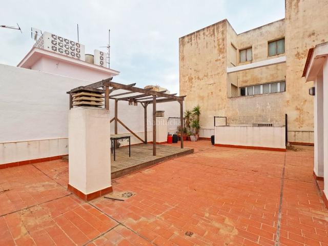 Piso en venta en Fuengirola, Playa de los Boliches. Magnífico piso última planta sin ascensor con blacón y solarium en Los Boliches. Pisos.