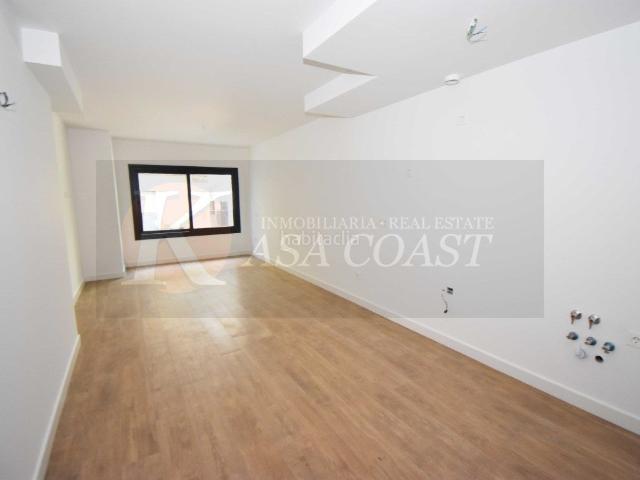 Piso en venta en Fuengirola, Playa de los Boliches. Piso de obra nueva en venta en Los Boliches, Fuengirola A 1 minuto de la playa. Pisos.