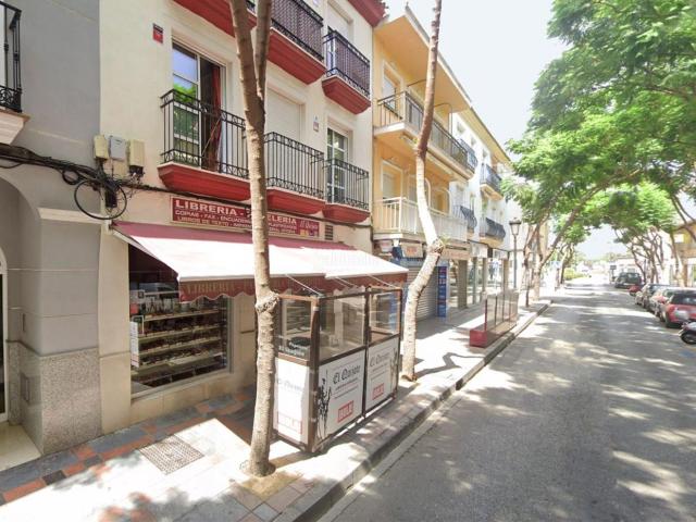 Piso en venta en Fuengirola, Playa de los Boliches. Piso en venta en Los Boliches, 2 dormitorios. Pisos.