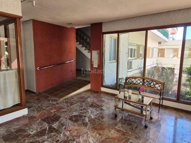 Piso en venta en Fuengirola, Puerto Deportivo. VIVIENDA EN ZONA INMEJORABLE. Pisos.