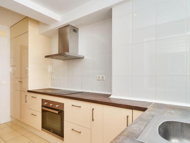 Piso en venta en Fuengirola, Puerto Deportivo. BUEN PISO EN EL CENTRO DE FUENGIROLA. Pisos.