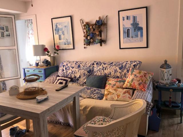 Piso en venta en Fuengirola, Puerto Deportivo. CÉNTRICO APARTAMENTO DE 2 DORMITORIOS EN FUENGIROLA 4ª PLANTA SIN ASCENSOR. Pisos.