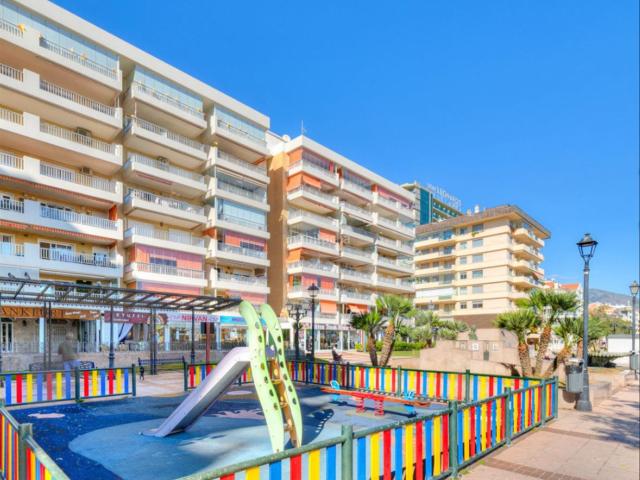 Piso en venta en Fuengirola, Puerto Deportivo. Fuengirola. Pisos.