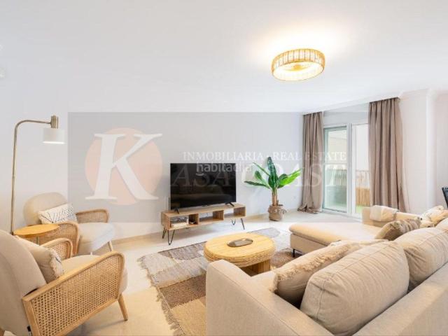 Piso en venta en Fuengirola, Puerto Deportivo. Oportunidad Única en el Centro de Fuengirola!. Pisos.
