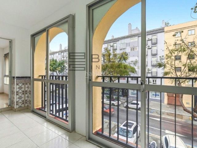 Piso en venta en Fuengirola, Puerto Deportivo. Piso en venta en Residencial Las Camelias en Fuengirola. Pisos.