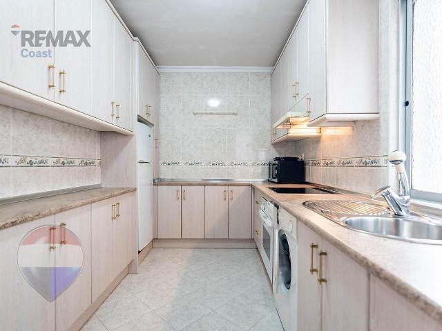 Piso en venta en Fuengirola, Puerto Deportivo. piso primera linea de playa. Pisos.