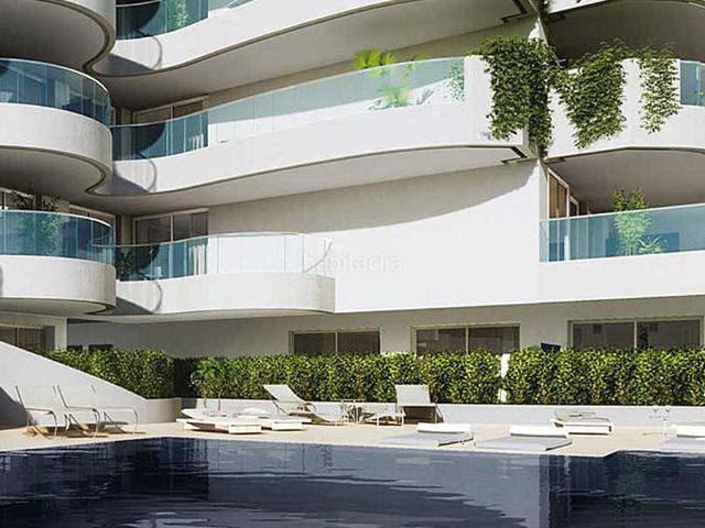 Piso en venta en Fuengirola, Puerto Deportivo. Pisos.