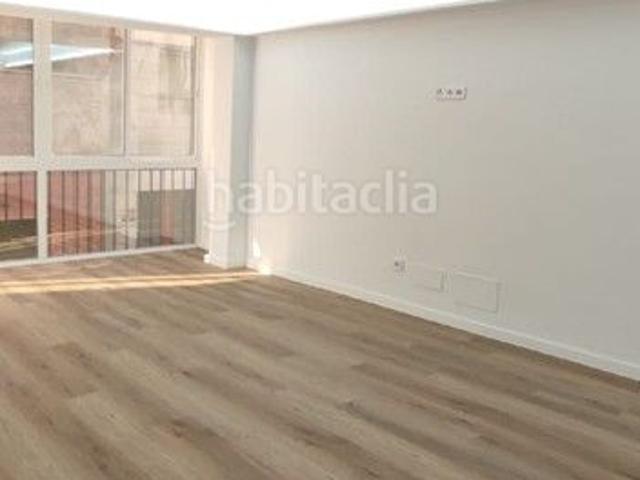 Piso en venta en Fuengirola, Puerto Deportivo. Pisos.