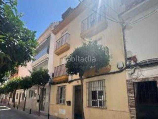 Piso en venta en Fuengirola, Puerto Deportivo. Producto bancario Fuengirola piso a 200 metros del mar. Pisos.