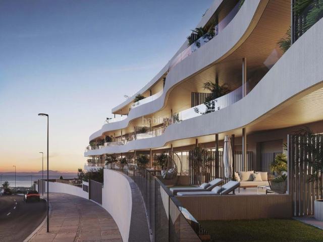 Piso en venta en Fuengirola, Torreblanca del Sol. Descubre Evoque Residences, donde el nuevo lujo es no tener que salir. Situada en El Higuerón, en lo alto de la Costa del Sol con. Pisos.
