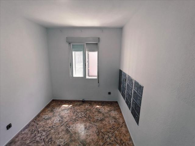 Piso en venta en Fuenlabrada, Madrid en Calle Reinosa