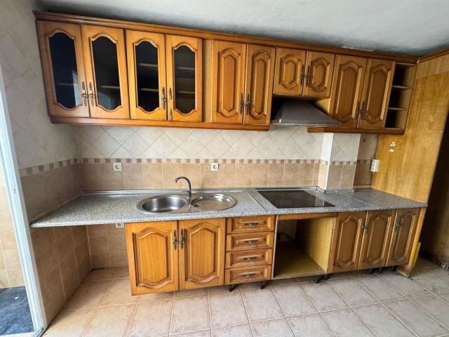 Piso en venta en Fuenlabrada, Centro. AMPLIA VIVIENDA DE 3 DORMITORIOS CON PLAZA DE GARAJE INCLUIDA EN FUENLABRADA. Pisos.