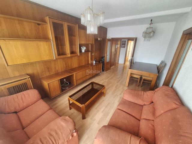 Piso en venta en Fuenlabrada, Centro. PISO EN VENTA CON TERRAZA Y ASCENSOR. ZONA CENTRO PARQUE DE LOS ESTADOS FUENLABRADA. Pisos.
