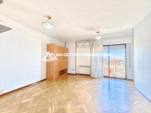 Piso en venta en Fuenlabrada, El Arroyo La Fuente. MB GESTIÓN INMOBILIARIA VENDE ESTUPENDA VIVIENDA CON TRASTERO, ZONA ARROYO LA FUENTE DE FUENLABRADA. Pisos.