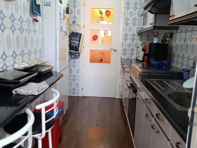 Piso en venta en Fuenlabrada, Fuenlabrada II El Molino. PISO VENTA, FUENLABRADA EL MOLINO, 3 DORM. 1 BAÑO, 2 ASCENSORES, CALEF. GN ESQUINA, SOL. Pisos.